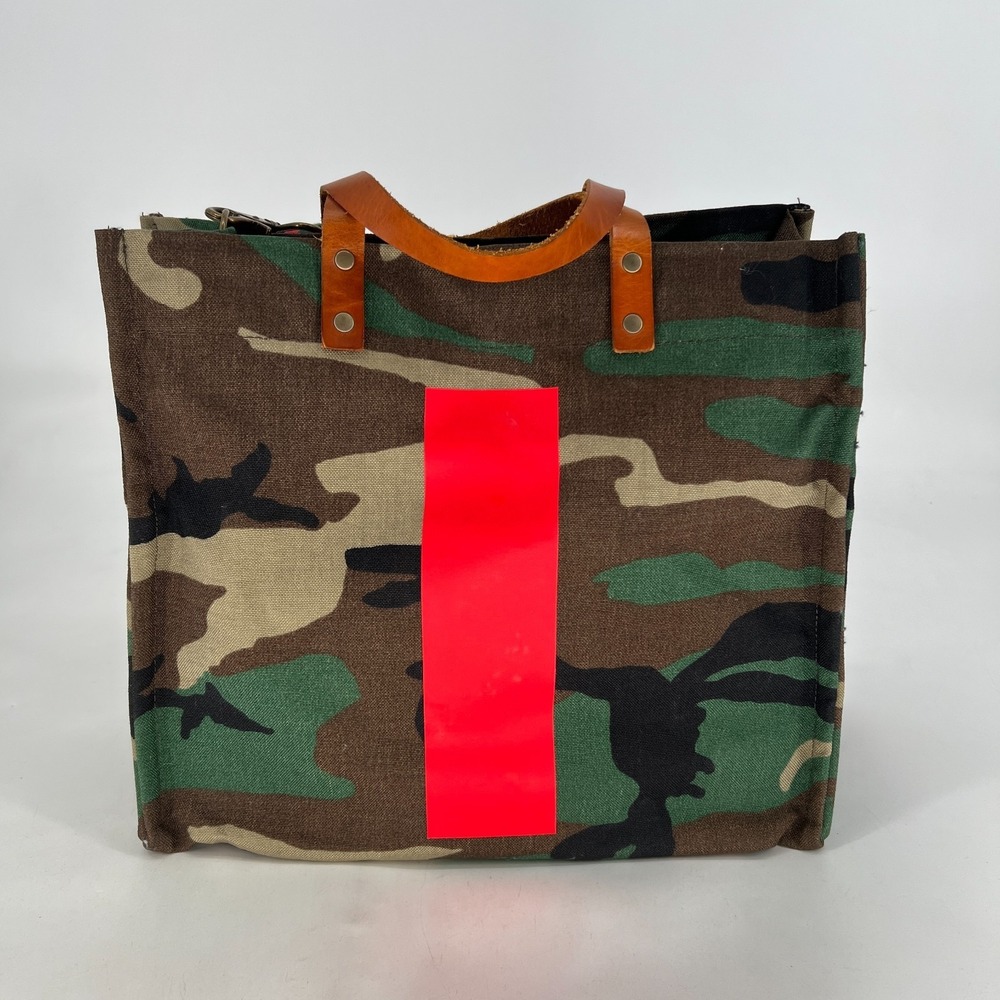 Parker Thatch Mimi Medium Camo Red Stripe Tote Bag Handbag - Picture 2 of 14